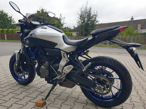 Prodám Yamaha MT-07 RACING BLUE , r. v. 2015,ČR, 14362km - 5