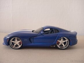 Dodge Viper Maisto 1/24 - 5