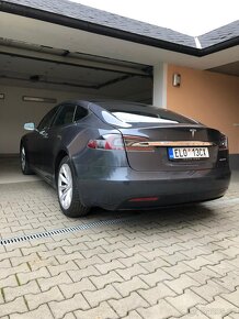 Tesla Model S Long Range - 5