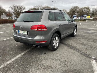 VW Touareg 3.0TDI 2013 4х4 - - 5