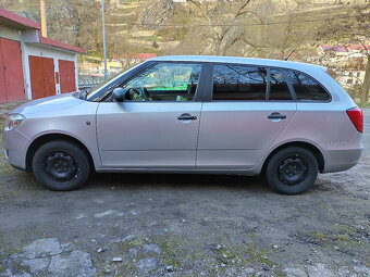 Škoda Fabia 2 combi 1.4 benzín rok 2009 - 5