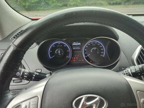 Hyundai IX 35 1.7 CRDI Servisní kniha - 5