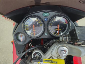 Honda cbr 125 2004 - 5