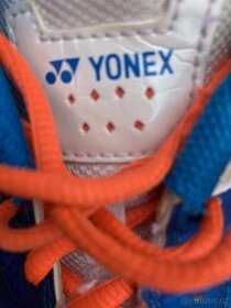 YONEX sálovky - 5