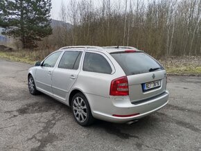 Octavia 2 TDI 125 kW RS dobrá výbava - 5