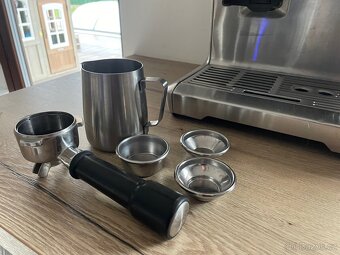 Kávovar SAGE Barista Express - 5