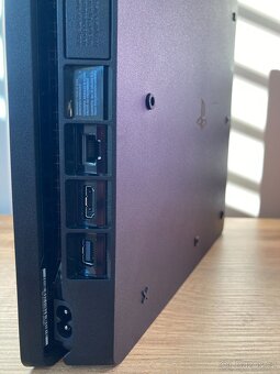 PS4 Slim 500Gb s ovladačem - 5