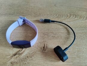 Chytré hodinky/náramek Fitbit Inspire HR - 5