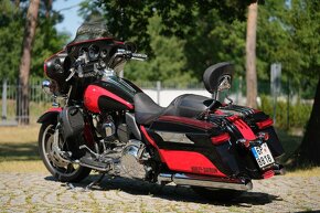 FLHX Street Glide - 5