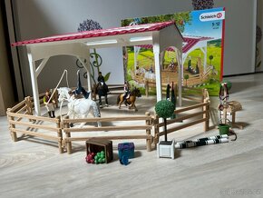 SCHLEICH Horse Club® 42389 Jezdecká škola - 5