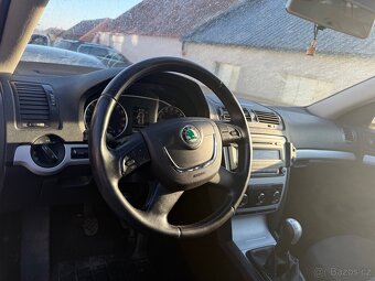 Náhradní díly Škoda Octavia 2 kombi 1.6 TDI 77kw 4x4 2012 - 5