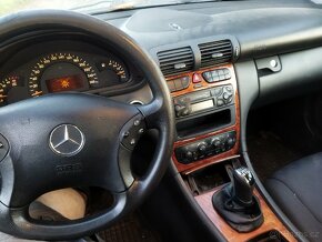 Prodám veškeré náhradní díly z Mercedes C 2.2cdi - 5