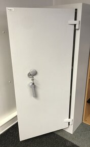 Trezor - Trezorová skříň Chubbsafes - M325 - 5