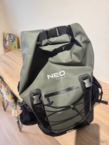 Voděodolný batoh neo tools 30l - 5