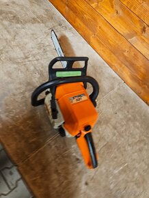 Motorova pila stihl 021 - 5