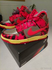 Tenisky Nike Dunk High 1985 Red Acid Wash - 5