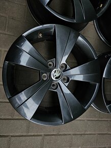 ALU kola disky Škoda 5x112 R17 Superb III Triton - 5