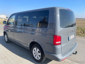 VW T5 Caravelle 2,0tdi 103 kw DSG rok 2013 - 5