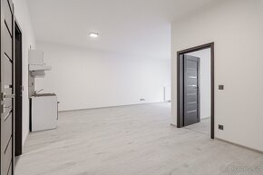 Pronájem bytu 2+kk 68 m² Arménská, Kladno - Kročehlavy - 5