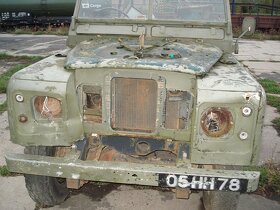 Land Rover 109 Series III FFR - 5