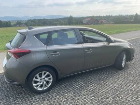 Toyota Auris 1.6 VVTi 97 kW + LPG - 5