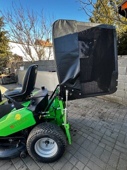 Zahradní traktor Etesia MKEHH H100 - 5