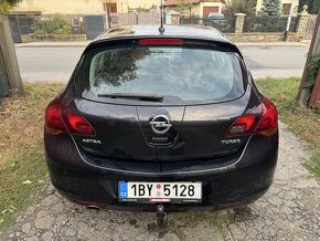 Opel Astra J 1.6 132kw - 5