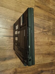 IBM thinkpad T500 - 5