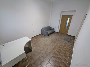 Pronájem obchodního prostoru 37 m² Hradec Králové, Nerudova - 5