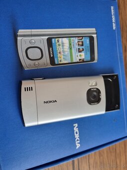 Nokia 6700 SLIDE - RETRO - 5