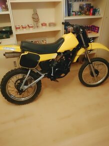 YAMAHA YZ80  1982 - 5