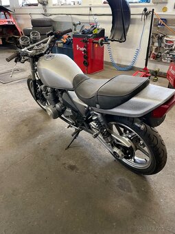 Kawasaki Zephyr 550 - 5