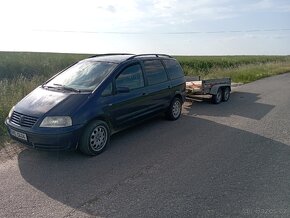 Volkswagen Sharan 1.9 TDI 85Kw - 5