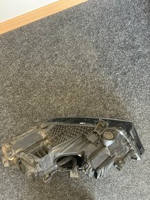 Pravé přední světlo Audi Q7 LED MATRIX 4V0941036 - 5