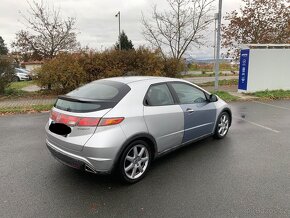 Honda Civic 1.8i Nová STK - 5