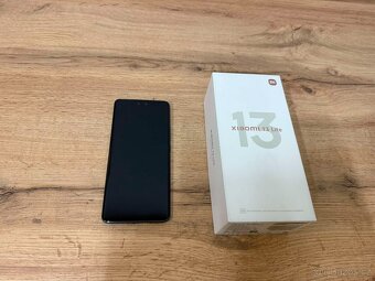 Mobilní telefon Xiaomi 13 Lite 5G 8 GB / 256 GB - 5