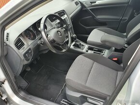 VOLKSWAGEN GOLF 1.6 TDI SERVISKA, DPH, NAVI, MOC KRÁSNÝ.... - 5