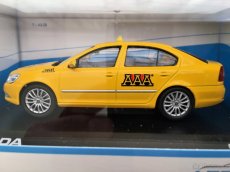 Model ŠKODA Octavia II (FL 2008) "AAA TAXI"  Abrex 1/43 - 5