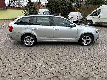 PRONÁJEM VOZIDLA ŠKODA OCTAVIA, CNG, DSG. NA TAXI / UBER / B - 5