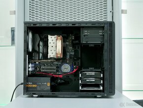 Workstation - Threadripper 1920X / 32GB / 4TB / WX 5100 8GB - 5