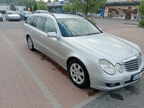 Mercedes E220 - 5