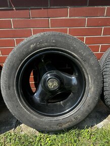 AZEV 17x8,5J 5x114.3 včetně gum 275/55 R17 - 5