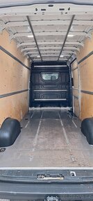 VW Crafter MAXI 2,0tdi 103kw r.v 2021 - 5