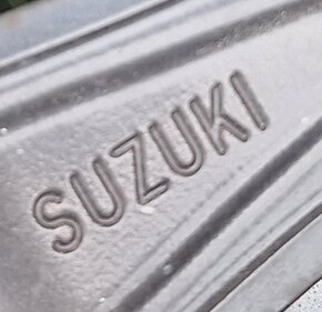 alu kola  SUZUKI   ●SLEVA● - 5