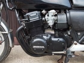 Honda CB  750 F 2 - 5