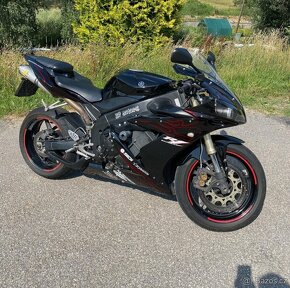 Yamaha YZF R1 - 5