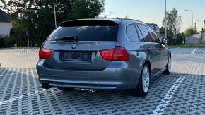 BMW E91 325D LCI BI-XENONY NAVI KŮŽE PANORAMA - 5