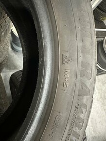 Pneu zimní Goodyear 225/55R17 - 5