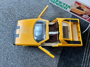 Alfa Romeo Alfetta Spider 1:12 - 5