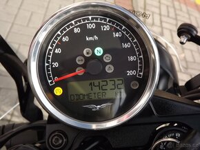 Moto Guzzi V7 III Rough - 5